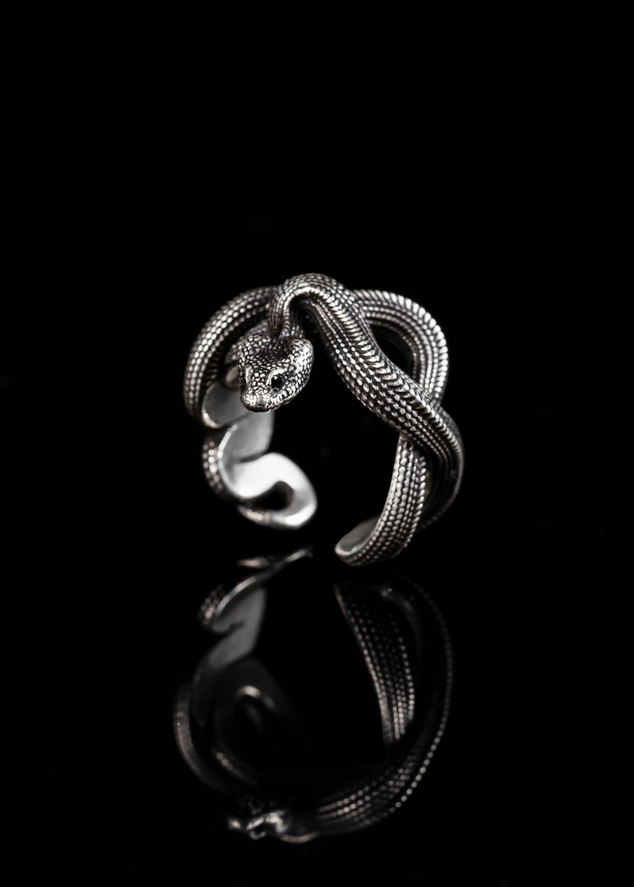 snake shaped silver jewellery ring